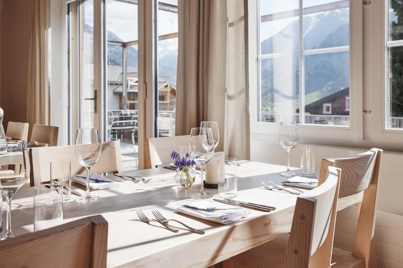Medelina Hotel Curaglia Екстериор снимка