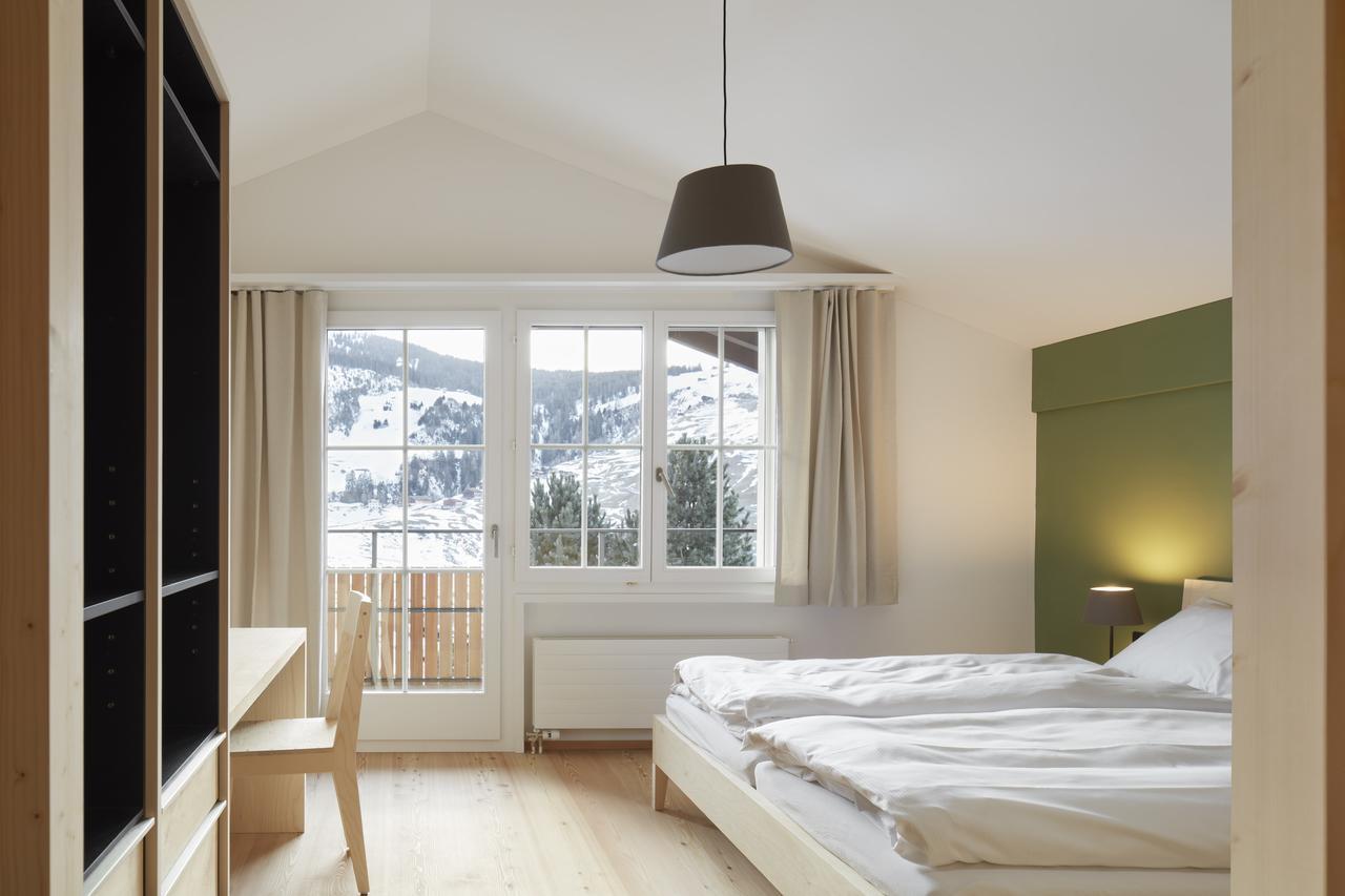 Medelina Hotel Curaglia Екстериор снимка